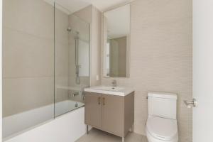 Blueground Downtown Brooklyn fitness center nr Brooklyn Bridge NYC-2187