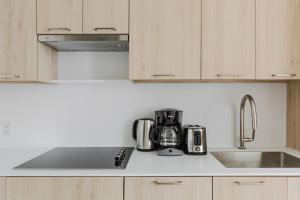 Blueground Clinton Hill pool gym AC nr park NYC-1656