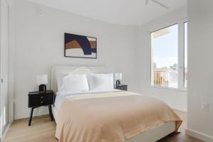 Blueground Greenpoint rooftop nr Transmitter Park NYC-2195