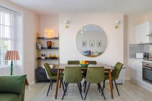 The Chic Coastal Retreat - 3BD