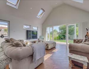 Stunning home in Leigh Sleeps 5 - Pass the Keys