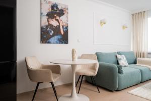 Solec Powiśle Modern Apartment by BookingHost