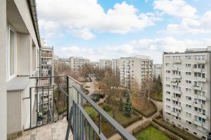 Solec Powiśle Modern Apartment by BookingHost