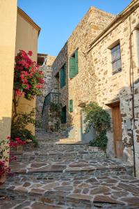 Volissos Pirgos Village