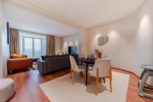 Galata Tower View Apartment with Balcony and Elevator