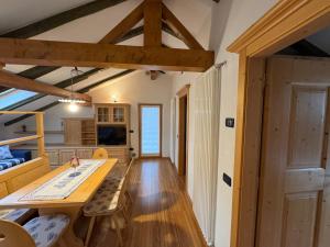 Villetta rifugio tra i larici