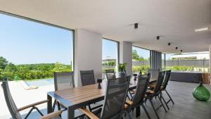 Modern villa Damian with jacuzzi near Porec