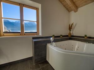 Chaletwohnung Weitblick mit Wellnessbereich