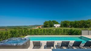 Luxury villa Arman with whirlpool in Visinada