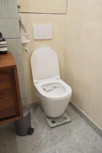 Elegant two-room apartment with garden, 10 min from La Défense