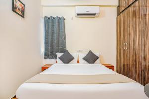 Hotel Urban Suite Near City Center Mall & GVK Mall