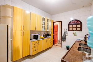 Casa completa Aceita Pet, área Para Fumante há 13 km de Cabo Frio