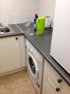 Queens Gardens Hyde Park W2