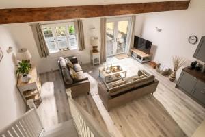 New Market - Modern Stay in Cotswolds with Hot Tub