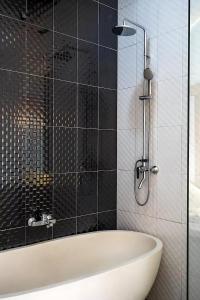 Modern 2BR Villa in Seminyak Center - Private Pool