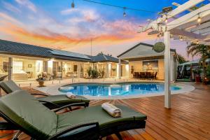 Luxury Mooloolaba Retreat with Spa & Pool