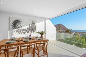 MEDANO4YOU Lava Azul Beach House