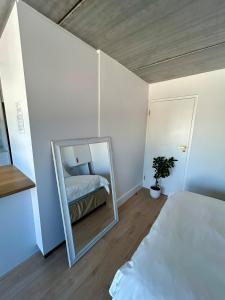 3-min walk from the beach - Studio