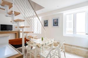 TINY HOUSE en duplex avec terrasse