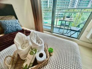 Cozy Condos at Azure Urban Resort