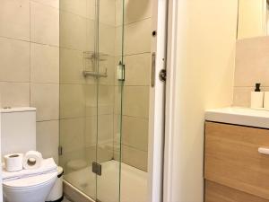 Stay as a Local! Santos Historical 6 Bedroom Apartment III