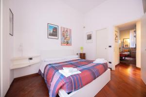Riva Reno, Bologna by Short Holidays
