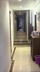 شقة فندقيه 3 غرف 3 حمام واى فاى ومكيفه بالكامل مفروشة اعلى مواصفات