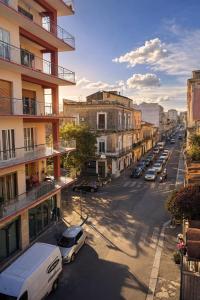 Stylish Loft w Balcony-near Duomo and Fish market
