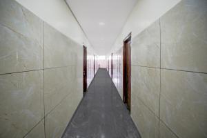 Hotel O Jodi Sri Muneshwara Swamy Temple