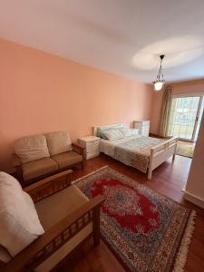 Spacious 3BR Apartment - heart of Heliopolis - 15 min from Airport and 2 min from Heliopolis Sport Club