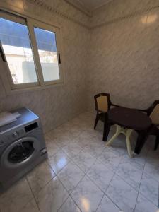 Spacious 3BR Apartment - heart of Heliopolis - 15 min from Airport and 2 min from Heliopolis Sport Club
