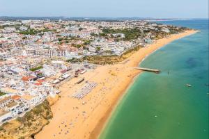 Rocco del Mar by Portucasa