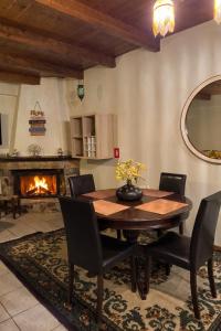 Horizon Nest Parnassos Villa Chalet!