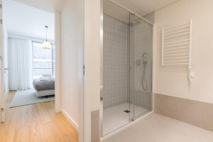 Bayline VI by Innkeeper