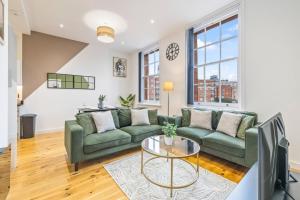 Copperworks Apartment Birmingham City Centre Sleeps 6