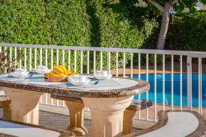 Villa Joel - Casa con piscina cerca de la playa