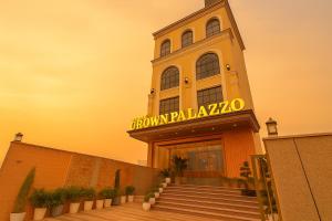 Crown Palazzo