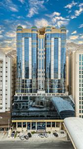 فندق المسار العزيزية