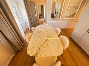 Royal Suite Apartment