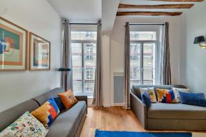 UrbanFlat 98 - Large Apartment in the center of Paris