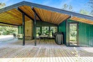 Summer House In Houstrup With Scenic Views