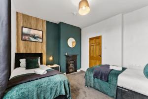 Harbourside Heaven in Bristol - Sleeps 8