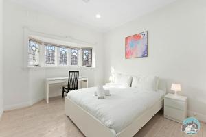 Modern 3-Bed Near Sydney CBD in Rosebery