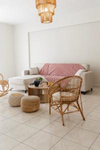 SkyView New Maisonette with private Parking