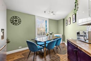 Harbourside Penthouse Apartments Sleep 16