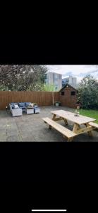 Shangri - La Spacious Family Townhouse