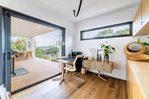 Contemporary Villa With Hillside Views