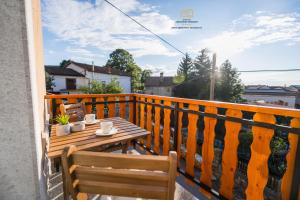 Spacious Apartment Senozece - with terrace & grill