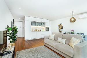 Luxury in the Art District by Innkeeper