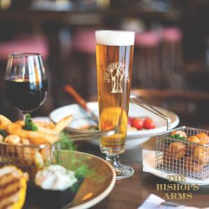 Hotel Bishops Arms Köping